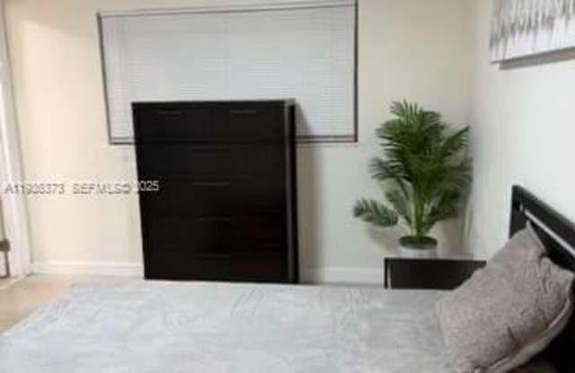 11501 SW 122nd Ave photos photos