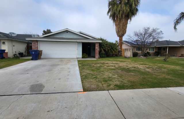 2004 Avon Ave. - House Gallery 1