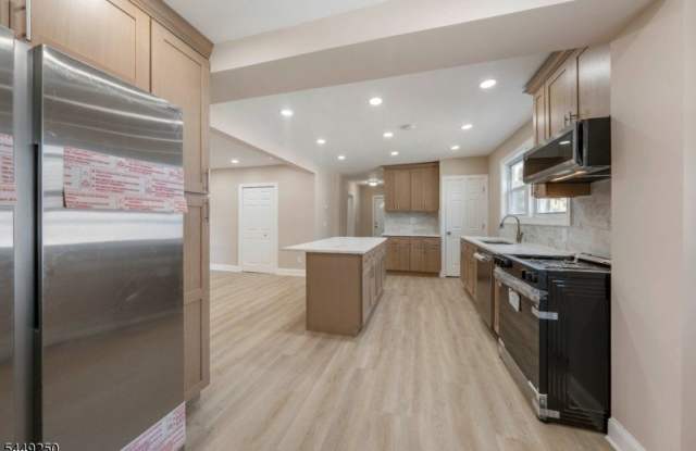 49 Caldwell Pl Gallery 3
