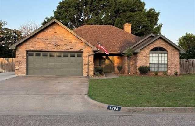 1208 Red Bird Lane photos photos