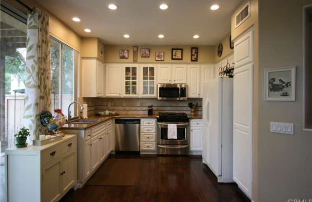 24522 Sunshine Drive Gallery 3