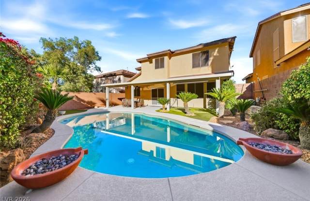 1129 Dunrobin Garden Street photos photos