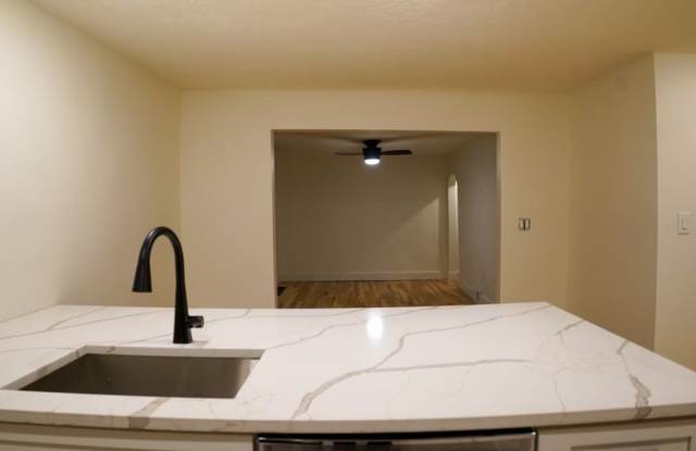 Student Housing - South Side Gallery 4