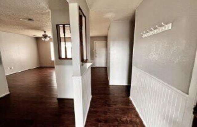722 12th Street Gallery 2
