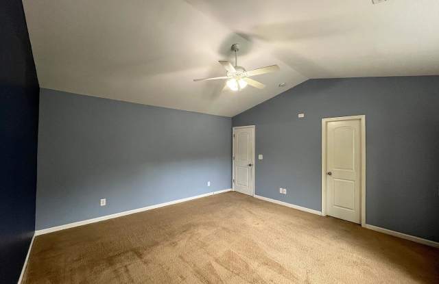 4828 Lynn Lee Cir Gallery 4