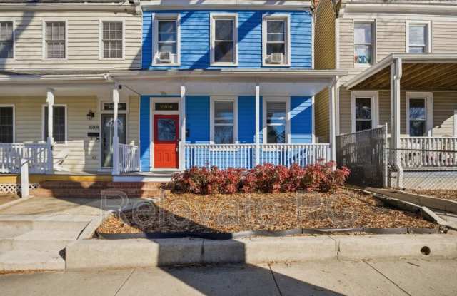 2206 Parkwood Ave photos photos