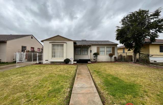 3 Bedroom | 1 Bathroom - Bakersfield, CA photos photos