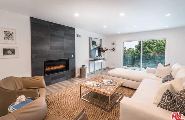 3763 PRESTWICK Drive Gallery 4