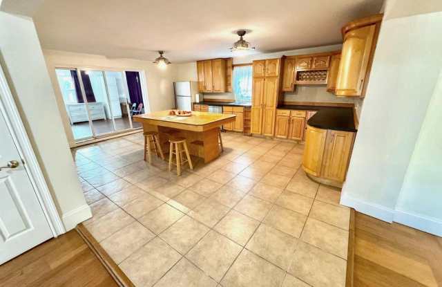 4517 ROUTE 130 S Gallery 4