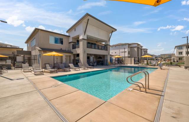 Kinsley Yard Gallery 3