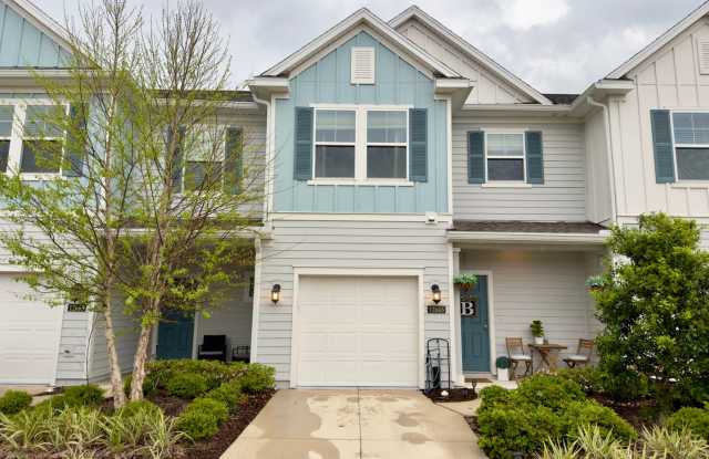 Beautiful Townhome in a perfect location photos photos