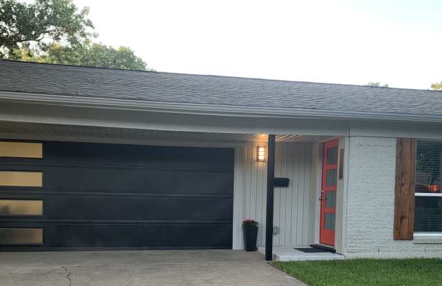 1102 Brentwood Dr Gallery 3