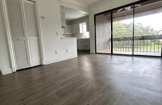 7616 LAS PALMAS Way Gallery 4