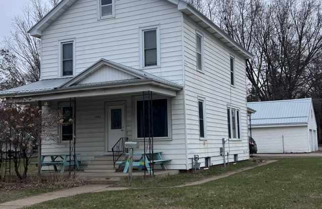 4-Bedroom 1-Bathroom / Multi-Level Home Gallery 1