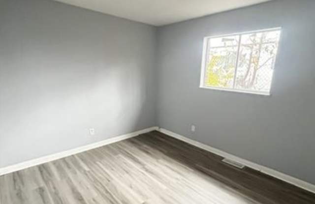 1417 Milburn Avenue - A Gallery 4