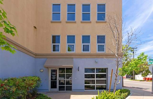 738 N Santiago Street Gallery 3