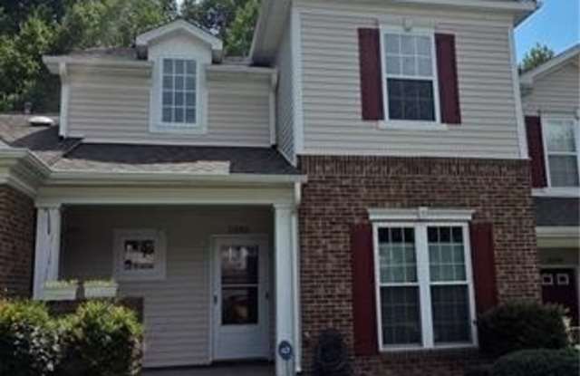 5982 Fox Ridge Lane Gallery 2