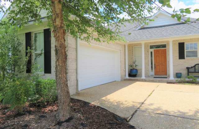 3 bedroom, 2 bath home located in Waterford community of Leland photos photos