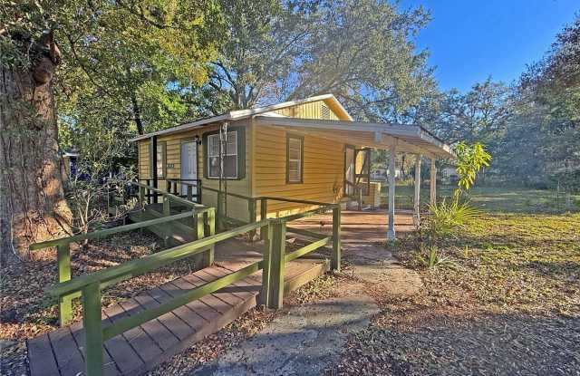 3215 E LOUISIANA AVE, TAMPA, FL 33610 photos photos