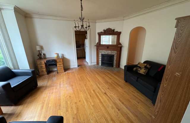 128-130 Gallery 3
