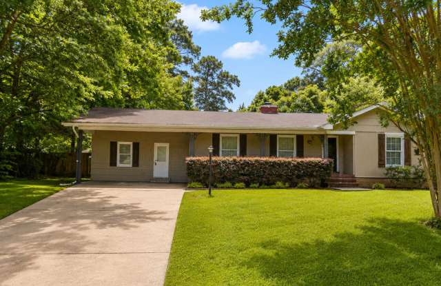 Beautiful 3BR/2BA Home with Large Yard & Outdoor Deck | Northeast Jackson photos photos Beautiful 3BR/2BA Home with Large Yard & Outdoor Deck | Northeast Jackson photos photos