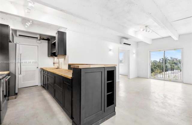 860 NE 78th St - 860 Northeast 78th Street, Miami, FL 33138