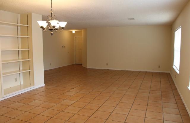 13222 Regency Way Gallery 3