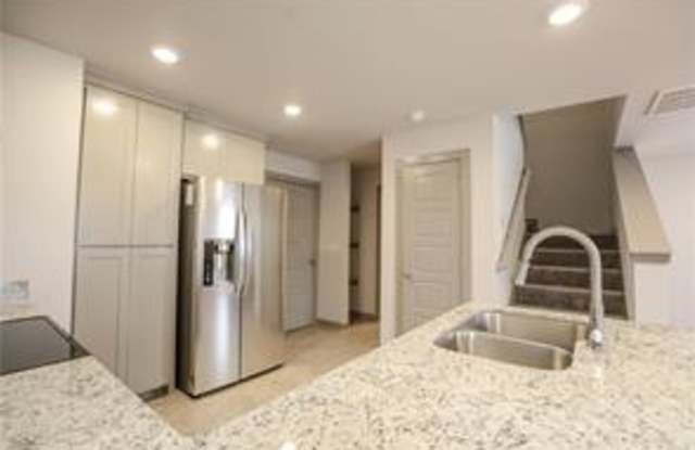 3420 Glen Road Gallery 4