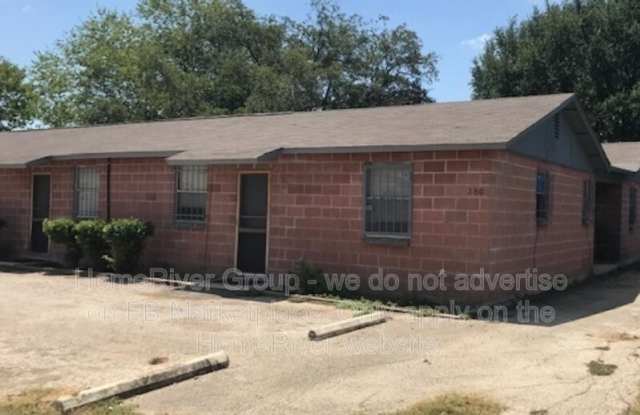 380 Sterling St photos photos