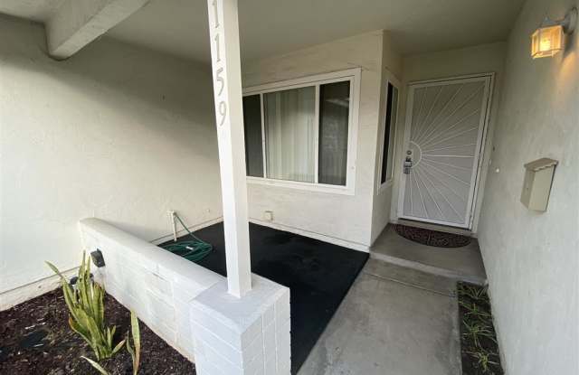 1159 Benjamin Pl Gallery 3