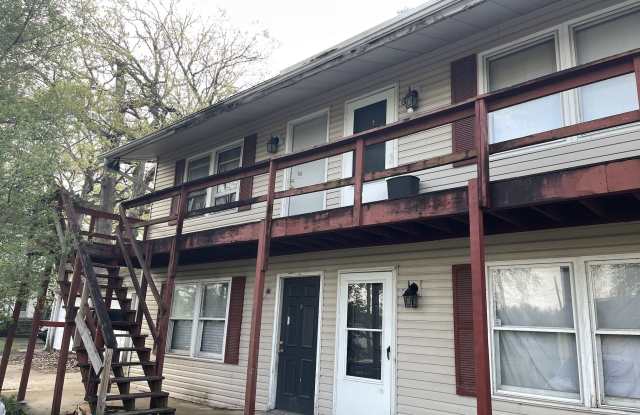 504 W Woodbury St photos photos