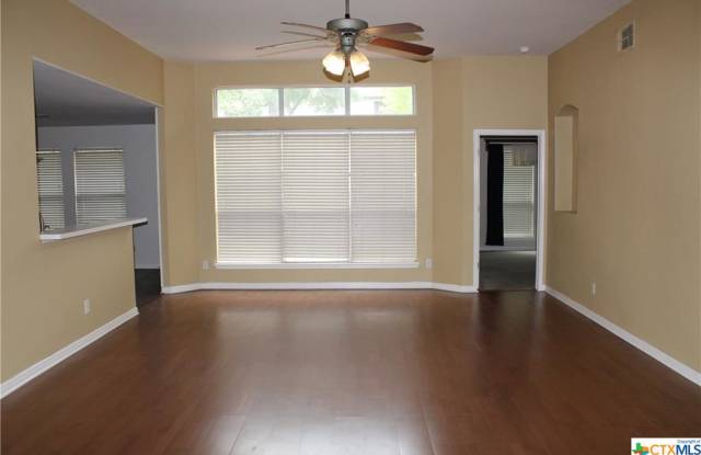 2207 Encino Dew Gallery 3
