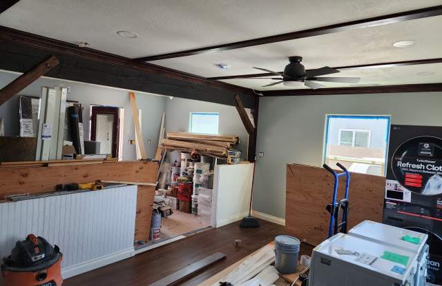703 42nd St photos photos