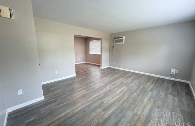 201 E Main Street Gallery 2