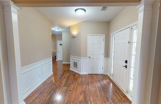 3939 Berwick Farms Drive Gallery 2