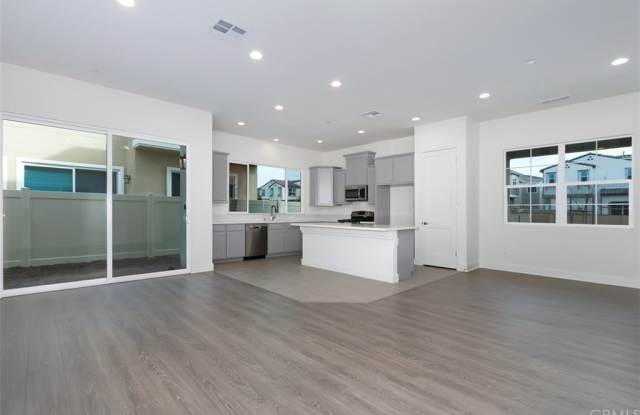 15812 Ellington Way Gallery 3