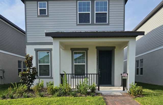 Coming Soon! Beautiful and Spacious 3 bedroom 2 bath Townhome With a Split Floor Plan in Winter Garden! photos photos