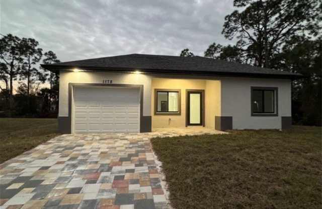 1178 Ebers Street E photos photos