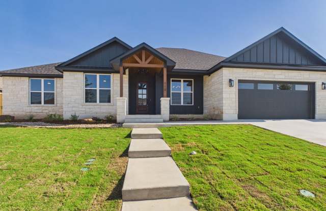 4 Bedroom, 2.5 Bath Home with Luxury Finishes, Statement Kitchen & Private Primary Suite Gallery 1