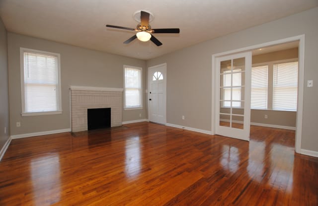 2250 Dellwood Ave - 2250 Dellwood Avenue, Jacksonville, FL 32204