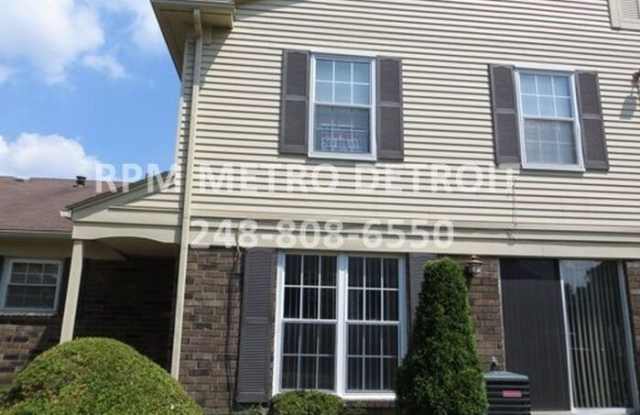 34229 Garfield Circle Gallery 3