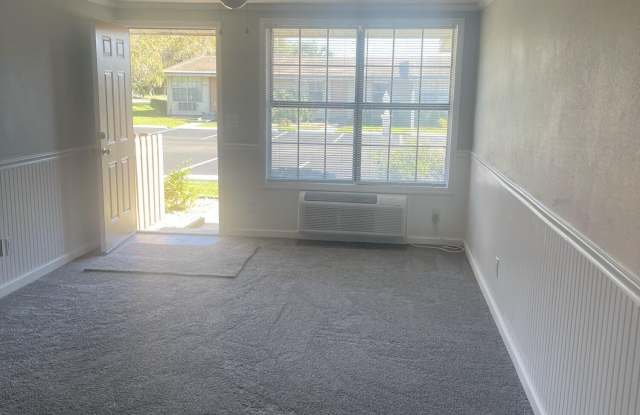 1750 Bottlebrush Drive NE photos photos