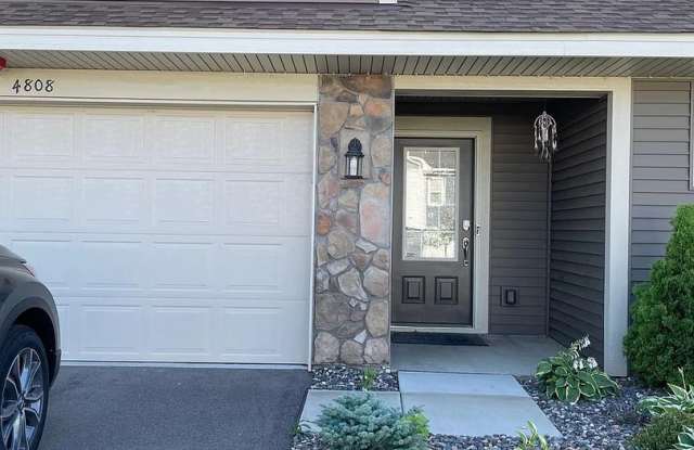 Awesome woodbury townhouse available! photos photos