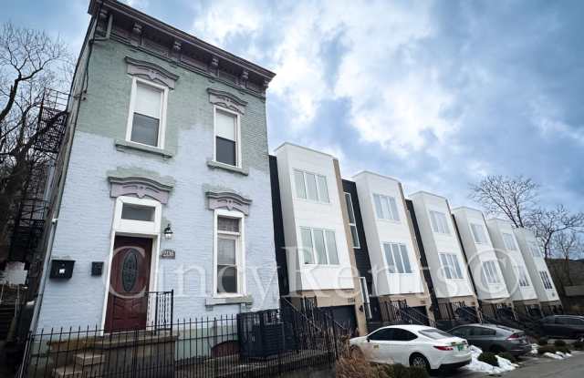 2136 Loth St photos photos