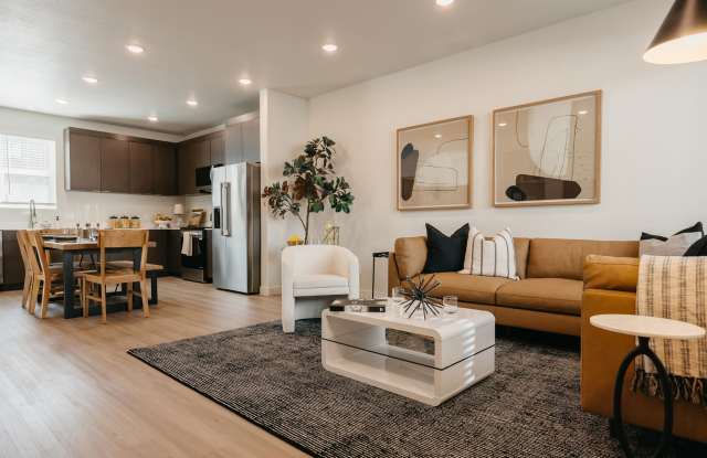 Enduro Townhomes Gallery 3