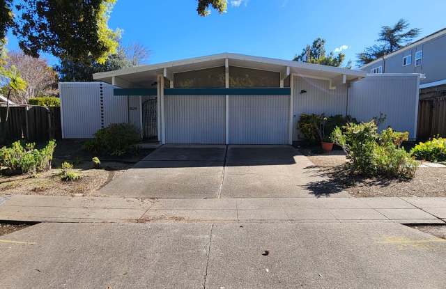 Gorgeous Single Family Home Available in Sunnyvale Now! Gallery 1