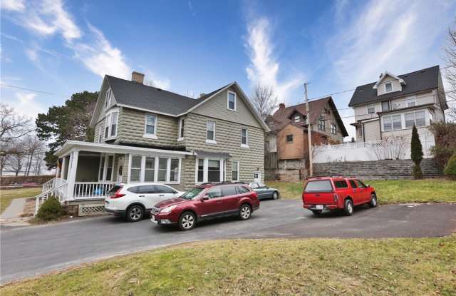5184 Saint Paul Boulevard Gallery 2