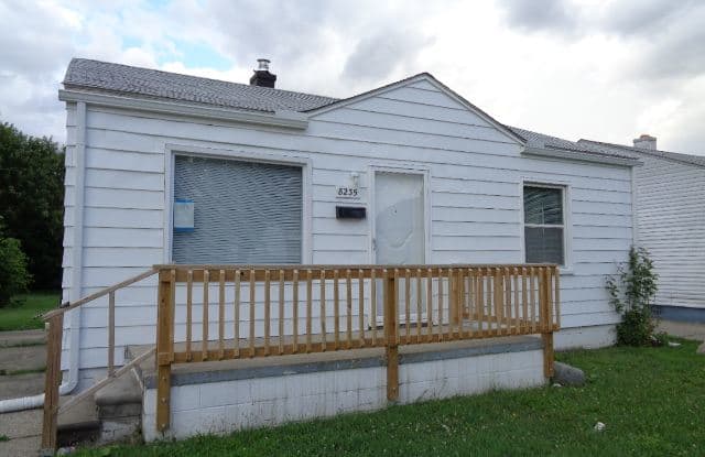 8235 Ford Ave - 8235 Ford Ave, Warren, MI 48089