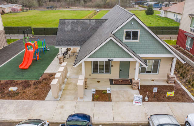 Oak Springs Apartments Gallery 3