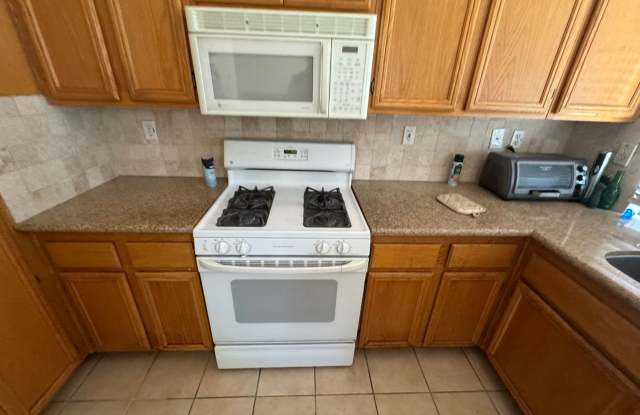 Prime Central San Diego Living | 3 Bed, 3 Bath Home Gallery 3